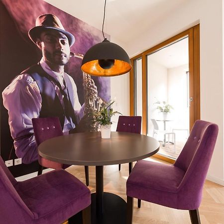 Modernes Apartment Am Neumarkt Dresden Buitenkant foto