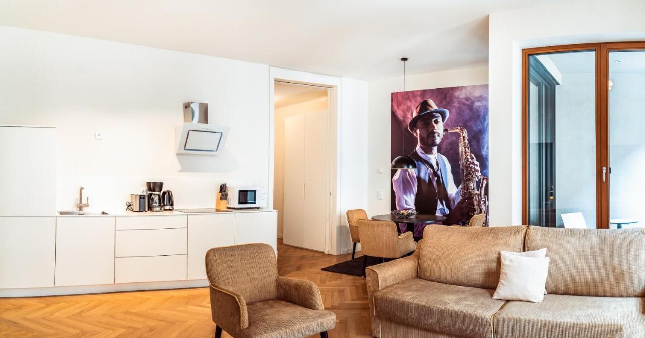 Modernes Apartment Am Neumarkt Dresden Buitenkant foto